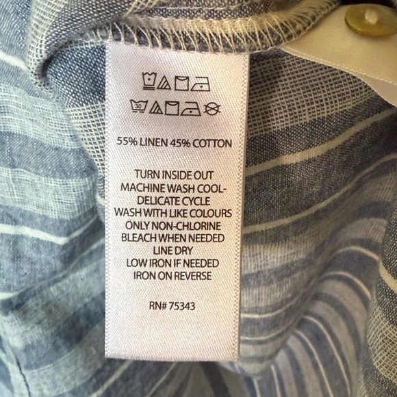 Sigrid Olsen Artisan crafted, resortwear, Blue and White Striped Shirt size med - Picture 5 of 5